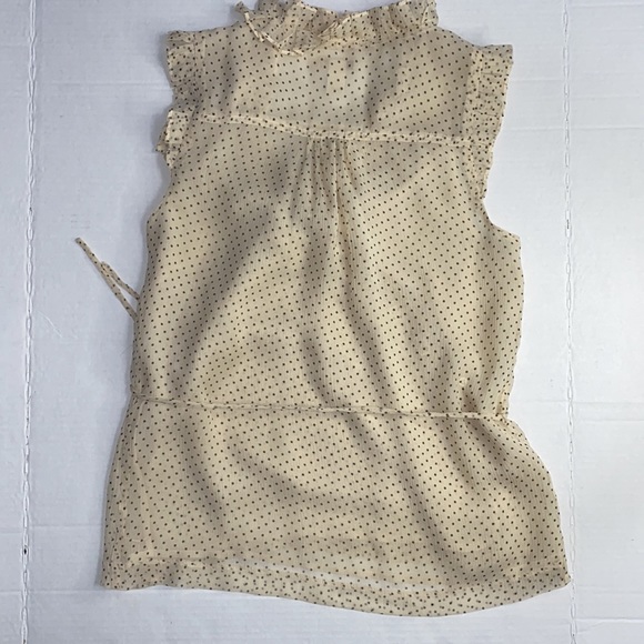 J. Crew 100% silk polka dot ruffle v-neck sleeveless wrap blouse size 4 cream - Picture 2 of 11